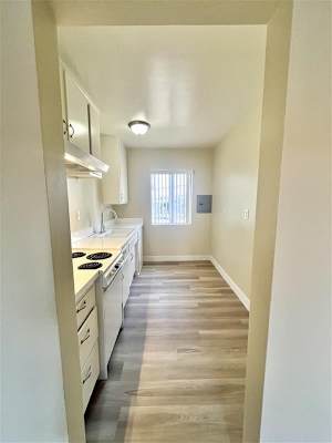 1230 W. Hillandale Ave. property